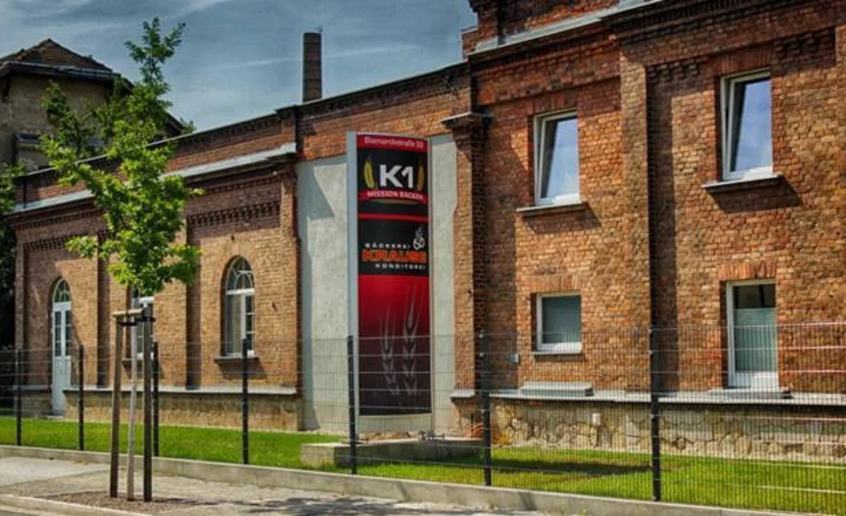 Das Gebäude der Stollenbäckerei Krause in Dresden, bekannt für seine Konditorei.