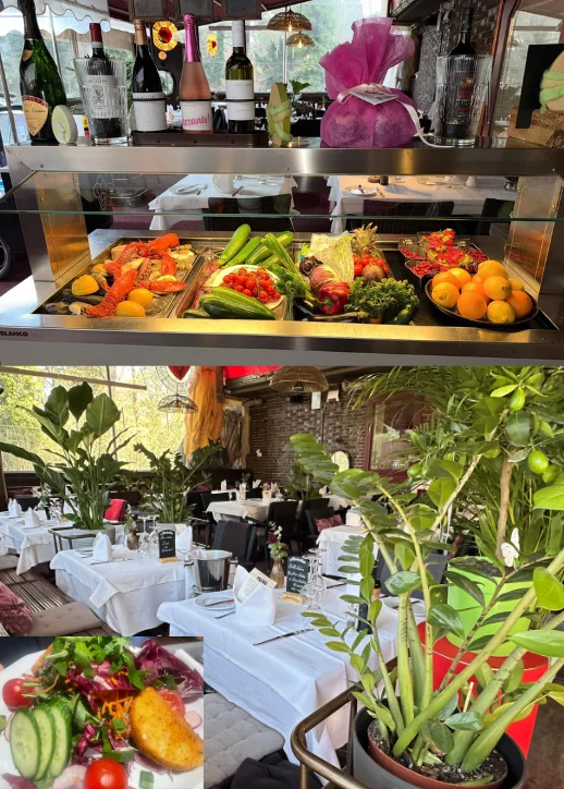 Theke mit frischem Gemüse und Obst in einem Restaurant mit gedeckten Tischen und Pflanzen im Hintergrund